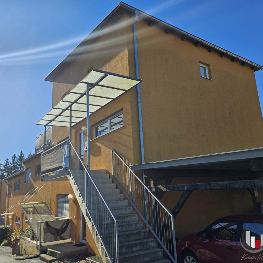 GAMLITZ : NEUWERTIGES ZINSHAUS IN RUHIGER WOHNLAGE (9038)