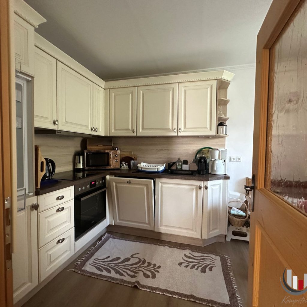 Feines Wohnhaus hochwertig adaptiert in sonniger Ruhelage